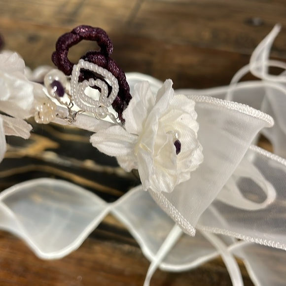Flower girl crown halo with pretty flowers, pearls and beads - Picture 3 of 13